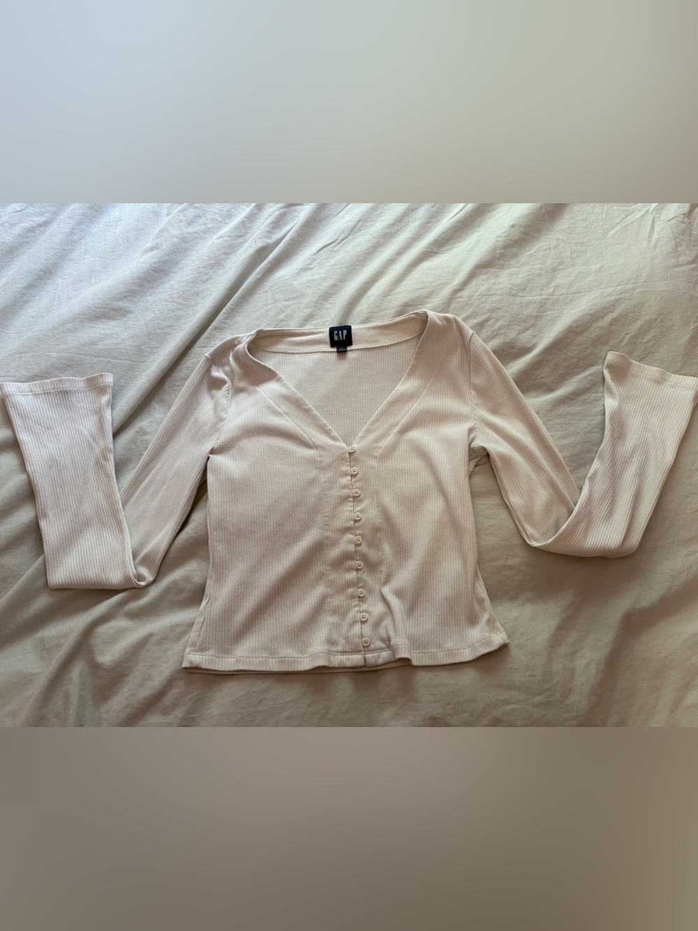 GAP Light Cream Ribbed Button-Front Long Sleeve Top